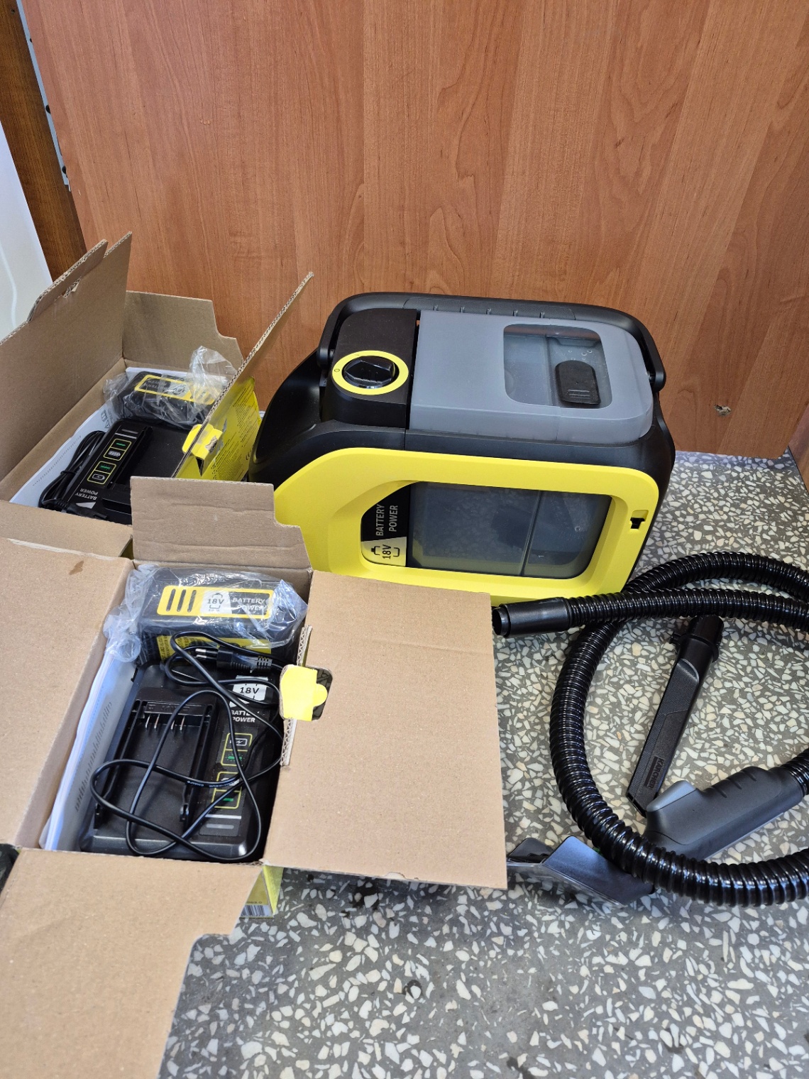 Odkurzacz piorący Karcher SE3-18, 2x Bateria 5Ah