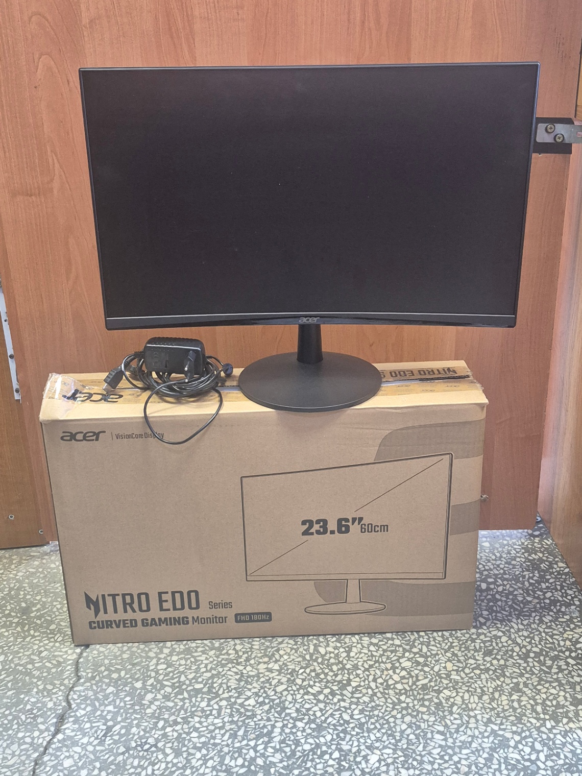 Monitor zakrzywiony Acer Nitro Edo ED240Q